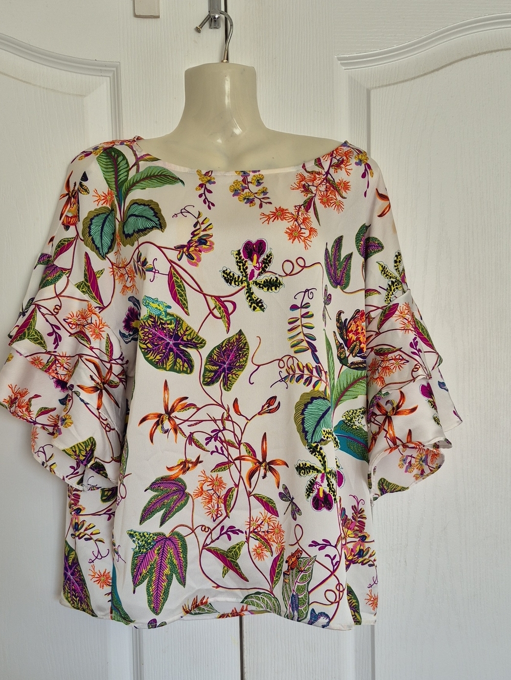 H&M White Floral Ruffle Sleeve Blouse - Multicolor Botanical Print